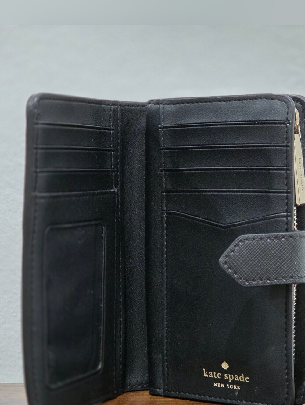 Kate Spade Elise Medium Compact Bifold Pebble Leather Wallet - Picture 8 of 15